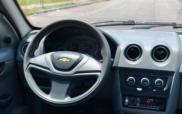 imagem-https://www.socarrao.com.br/sc-vehicle-images-prod/4393498/1792434401393-8584391_8_B_a85a91a038.jpeg