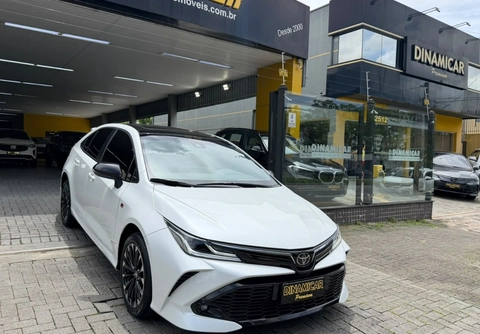 Toyota Corolla 2024 Branco — foto 1 de 3