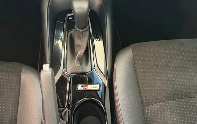 imagem-https://www.socarrao.com.br/sc-vehicle-images-prod/4393513/1792434451397-MTMuanBlZw.jpeg