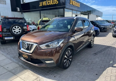 Nissan KICKS 2017 Marrom — foto 1 de 3