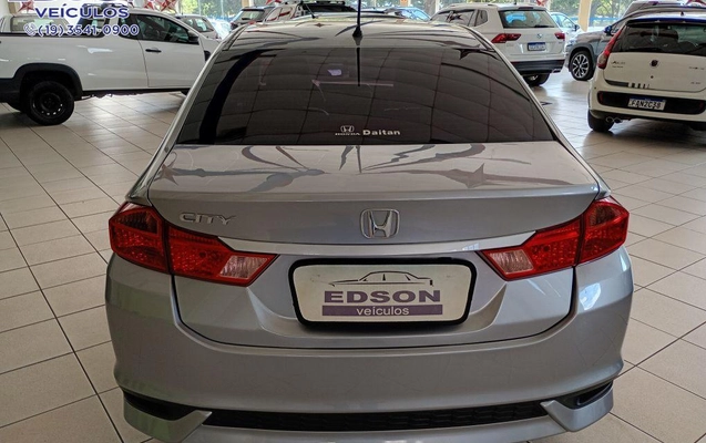 imagem-https://www.socarrao.com.br/sc-vehicle-images-prod/4393570/1792435074850-1238979.jpg