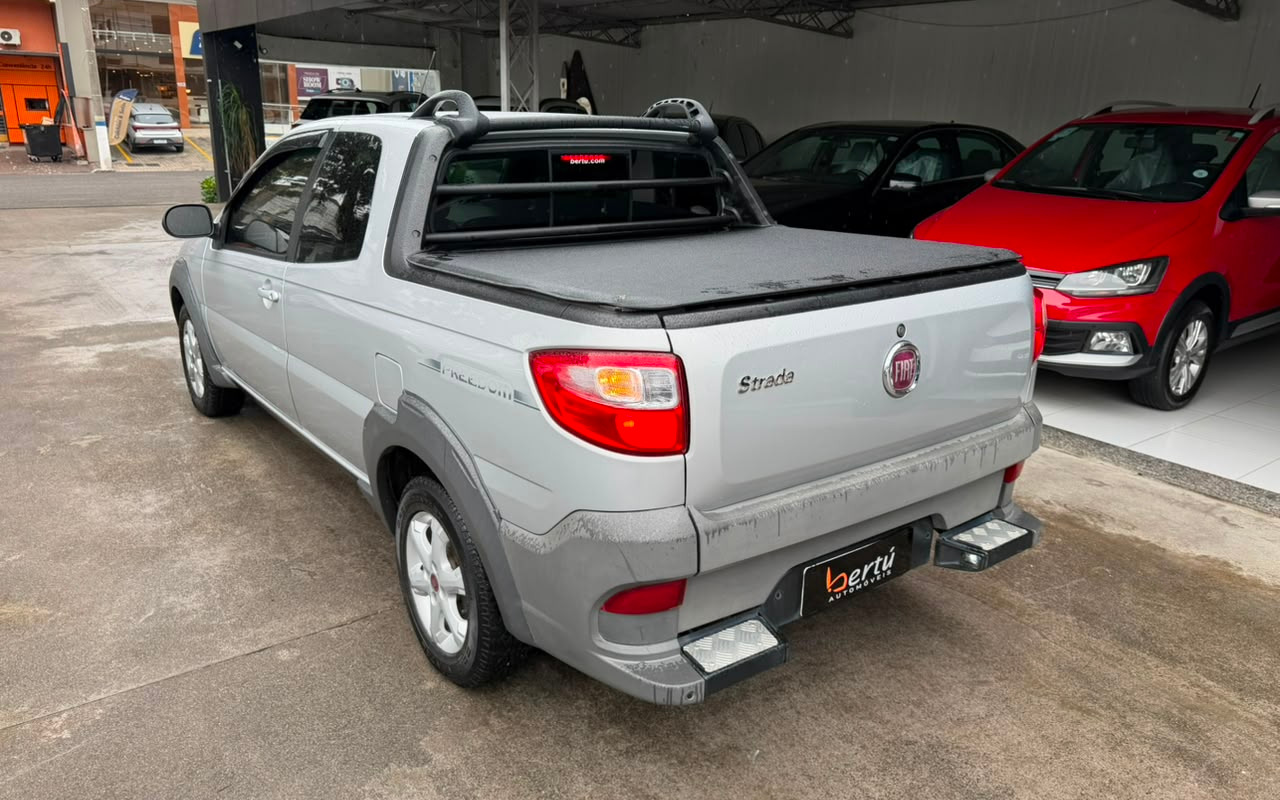 imagem-https://www.socarrao.com.br/sc-vehicle-images-prod/4393578/1792435136799-V2hhdHNBcHAgSW1hZ2UgMjAyNi0wOS0yMyBhdCAxMC4xNi4xOCg1KS5qcGVn.jpeg