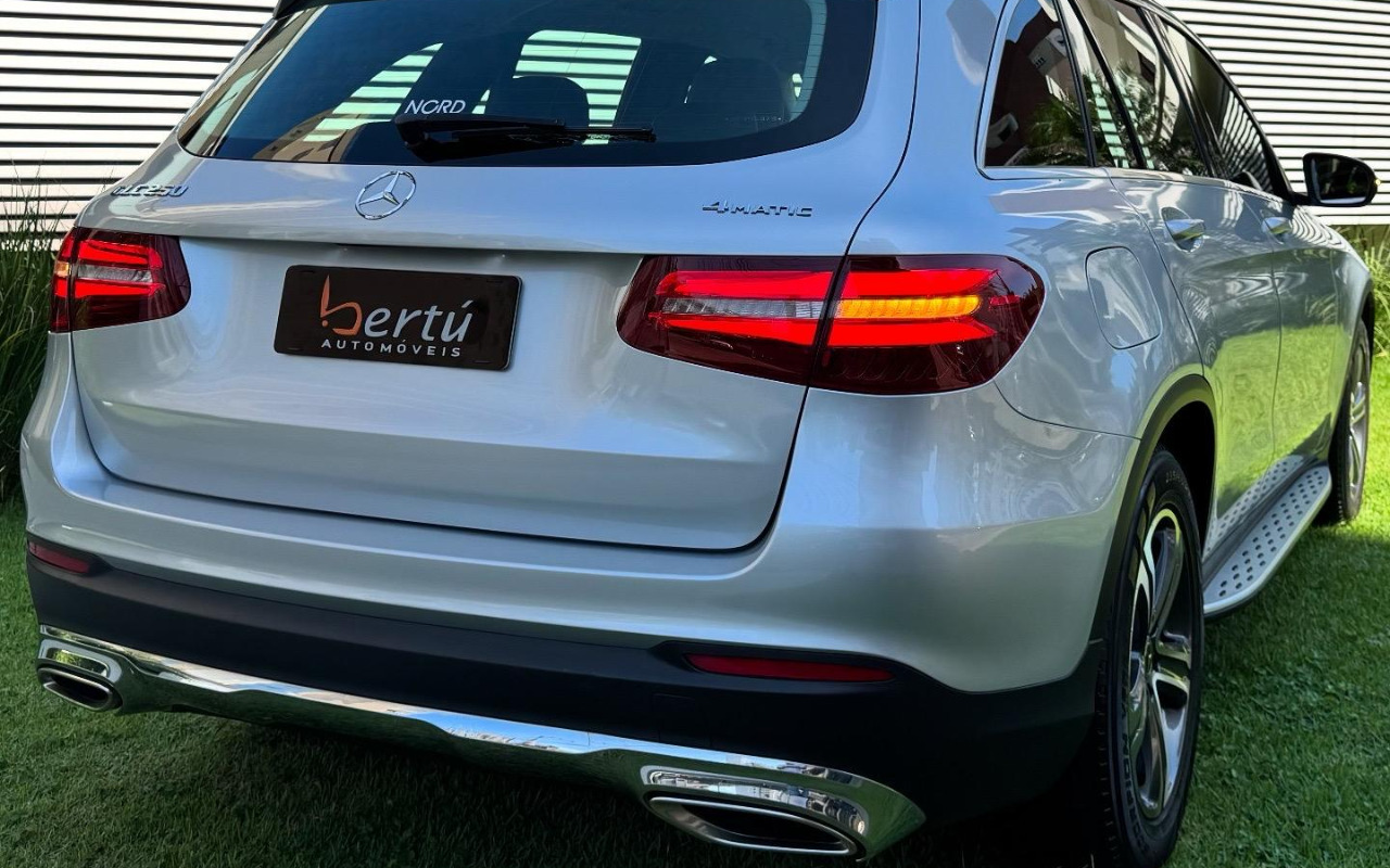 imagem-https://www.socarrao.com.br/sc-vehicle-images-prod/4393655/1792435601920-SW1hZ2VtIGRvIFdoYXRzQXBwIGRlIDIwMjUtMDItMjUgw6AocykgMTQuNTcuMDBfMzNmZTI3MzIuanBn.jpg
