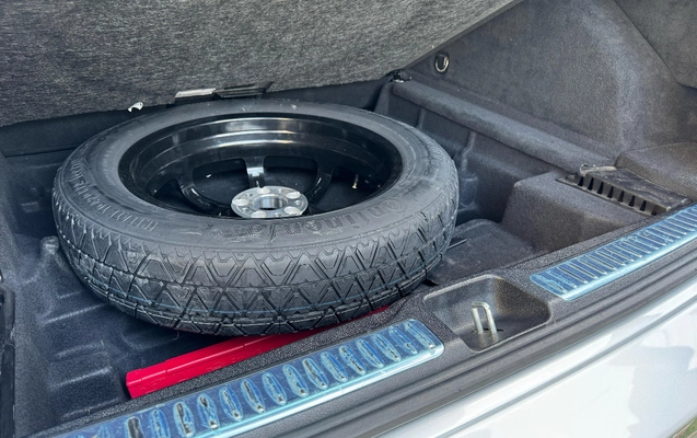 imagem-https://www.socarrao.com.br/sc-vehicle-images-prod/4393655/1792435602401-SW1hZ2VtIGRvIFdoYXRzQXBwIGRlIDIwMjUtMDItMjUgw6AocykgMTQuNTcuMDFfYzI3YzkyMDkuanBn.jpg