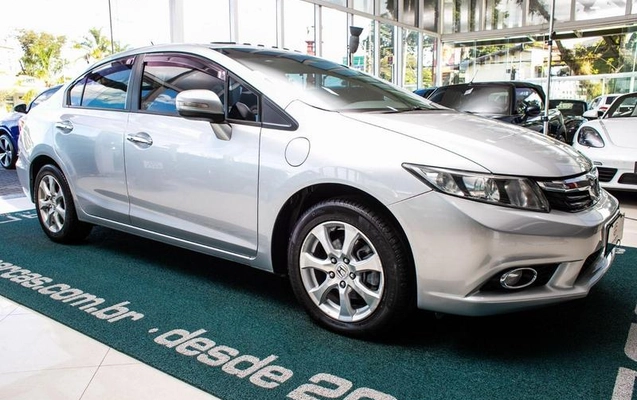 imagem-https://www.socarrao.com.br/sc-vehicle-images-prod/4393657/1792767102527-8585080_2_B_e2ed87a65a.jpeg