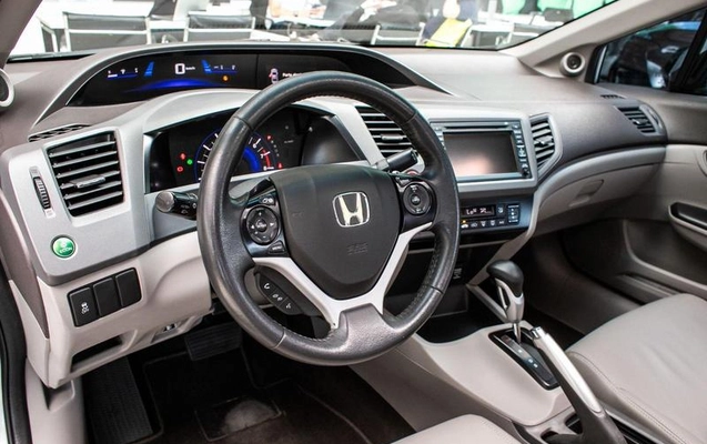 imagem-https://www.socarrao.com.br/sc-vehicle-images-prod/4393657/1792767102538-8585080_19_B_a6ffb9f3f2.jpeg