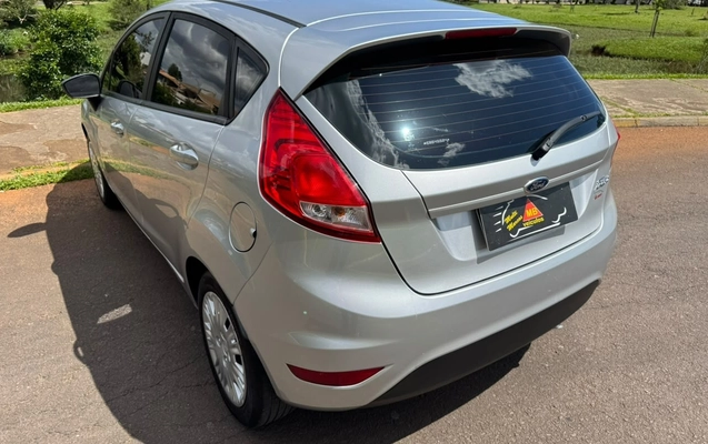 imagem-https://www.socarrao.com.br/sc-vehicle-images-prod/4393666/1792435766933-V2hhdHNBcHAgSW1hZ2UgMjAyNi0xMC0xOSBhdCAxNS4wMy41OC5qcGVn.jpeg