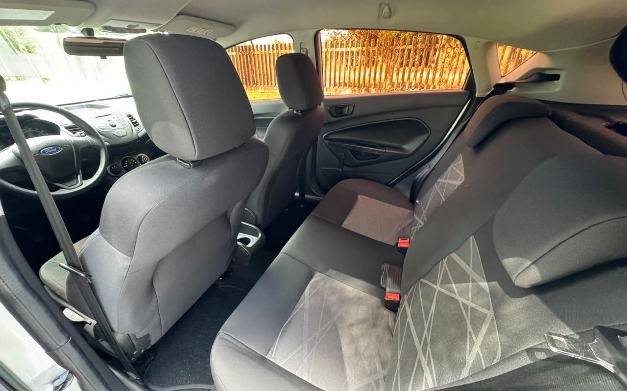 imagem-https://www.socarrao.com.br/sc-vehicle-images-prod/4393666/1792435767225-V2hhdHNBcHAgSW1hZ2UgMjAyNi0xMC0xOSBhdCAxNS4wNC4wMS5qcGVn.jpeg
