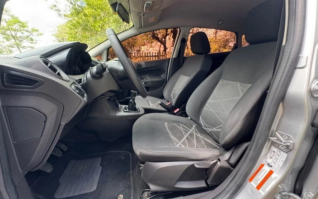 imagem-https://www.socarrao.com.br/sc-vehicle-images-prod/4393666/1792435767631-V2hhdHNBcHAgSW1hZ2UgMjAyNi0xMC0xOSBhdCAxNS4wMy41OSAoMSkuanBlZw.jpeg