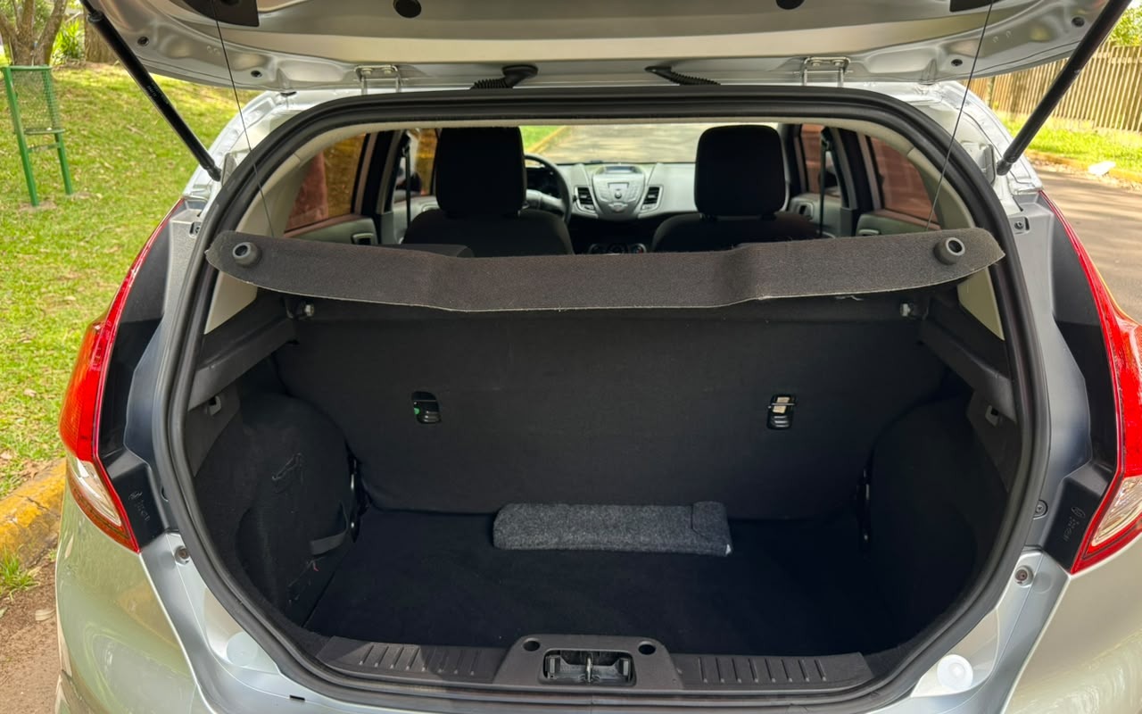 imagem-https://www.socarrao.com.br/sc-vehicle-images-prod/4393666/1792435768095-V2hhdHNBcHAgSW1hZ2UgMjAyNi0xMC0xOSBhdCAxNS4wNC4wMSAoMikuanBlZw.jpeg