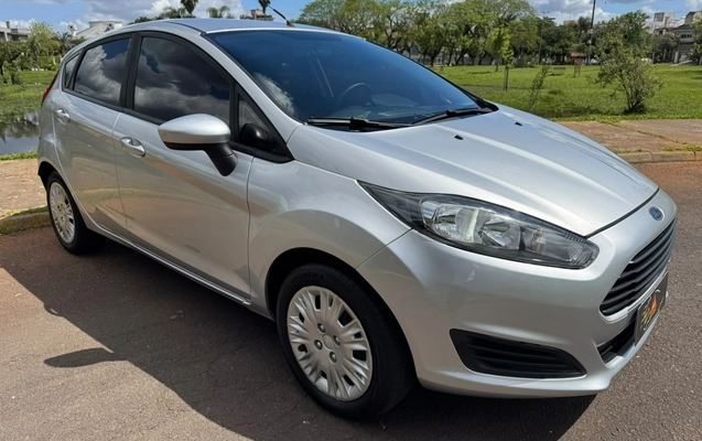 imagem-https://www.socarrao.com.br/sc-vehicle-images-prod/4393666/1792435769040-V2hhdHNBcHAgSW1hZ2UgMjAyNi0xMC0xOSBhdCAxNS4wMy41NyAoMSkuanBlZw.jpeg