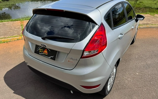 imagem-https://www.socarrao.com.br/sc-vehicle-images-prod/4393666/1792435769464-V2hhdHNBcHAgSW1hZ2UgMjAyNi0xMC0xOSBhdCAxNS4wMy41NyAoMykuanBlZw.jpeg
