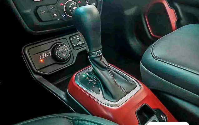 imagem-https://www.socarrao.com.br/sc-vehicle-images-prod/4393700/1792436045374-be8163d3-dc41-4b86-8ea5-76a77b29b4c5.jpg