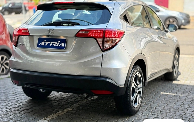imagem-https://www.socarrao.com.br/sc-vehicle-images-prod/4393706/1792436065174-cf208989-76d8-4881-b16c-ad0e3e593a5d.jpg