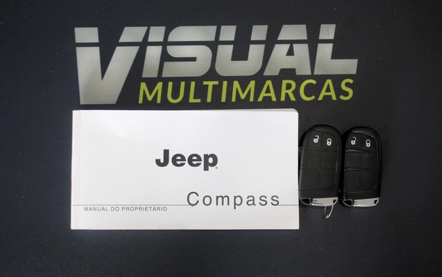 imagem-https://www.socarrao.com.br/sc-vehicle-images-prod/4393711/1792436077057-13_035157.jpg