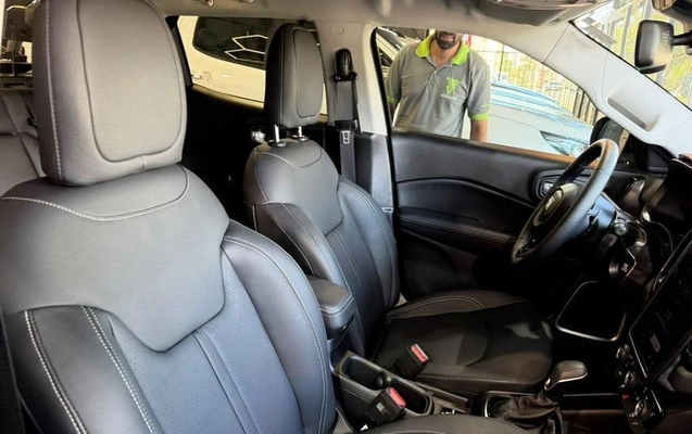 imagem-https://www.socarrao.com.br/sc-vehicle-images-prod/4393773/1792436949031-8585141_18_B_4976a52fe6.jpeg