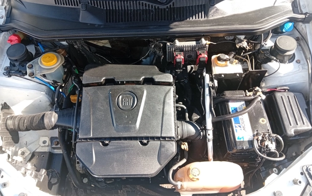 imagem-https://www.socarrao.com.br/sc-vehicle-images-prod/4393781/1792436502862-MTc5MjQzNjQ2NzM0NDgxMTE2NTE4MzA0MjgzOTc4MzIuanBn.jpg