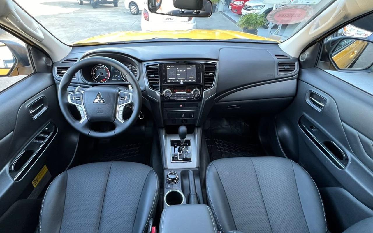 imagem-https://www.socarrao.com.br/sc-vehicle-images-prod/4393874/1792437237220-V2hhdHNBcHAgSW1hZ2UgMjAyNi0wOS0yOCBhdCAxNS40My4zOS5qcGVn.jpeg