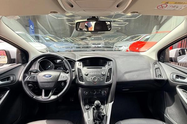 imagem-https://www.socarrao.com.br/sc-vehicle-images-prod/4393884/1792437354345-8572863_9_B_ff05f2a5db.jpeg
