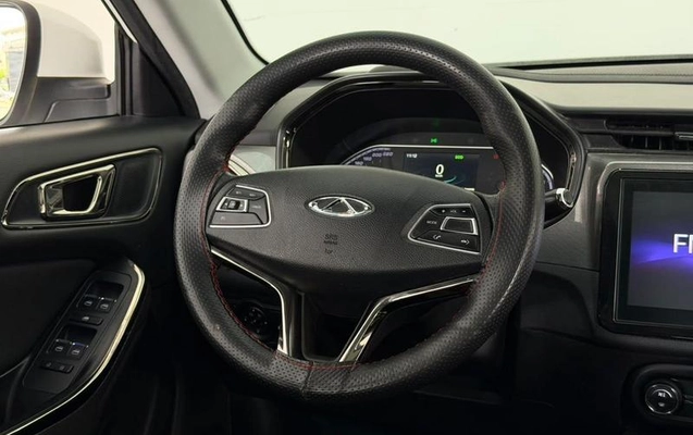 imagem-https://www.socarrao.com.br/sc-vehicle-images-prod/4393886/1792622068389-8563127_13_B_41922d81ce.jpeg