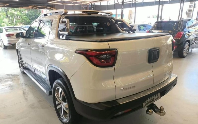 imagem-https://www.socarrao.com.br/sc-vehicle-images-prod/4393889/1792518771663-8487307_5_B_9b8b26c81c.jpeg