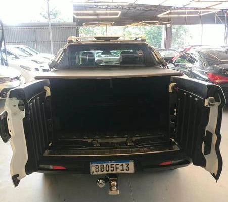 imagem-https://www.socarrao.com.br/sc-vehicle-images-prod/4393889/1792518771678-8487307_6_B_541442fb7e.jpeg
