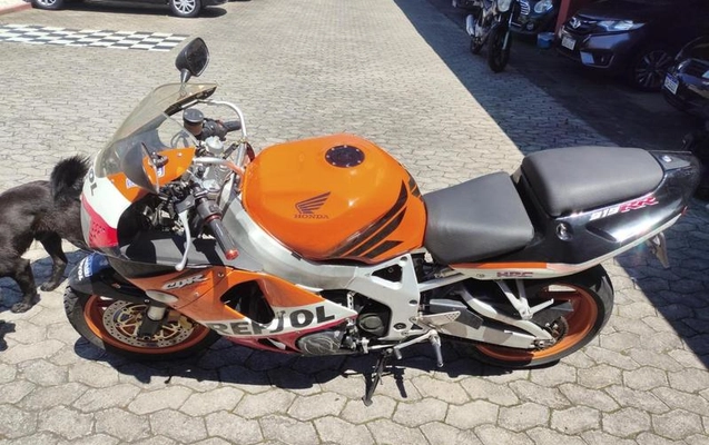 imagem-https://www.socarrao.com.br/sc-vehicle-images-prod/4393891/1792437448638-8584342_13_B_6b9c6615ad.jpeg