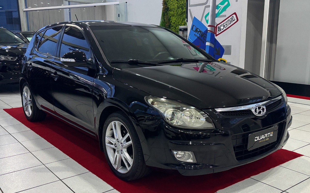 Hyundai i30 2012 Preto — foto 1 de 3