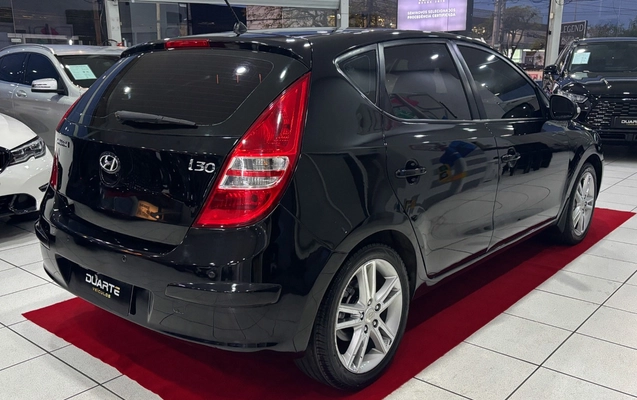 imagem-https://www.socarrao.com.br/sc-vehicle-images-prod/4393912/1792437582725-MDA5LmpwZw.jpg