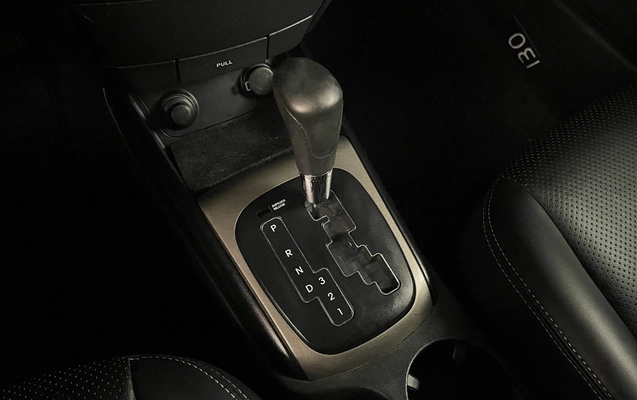imagem-https://www.socarrao.com.br/sc-vehicle-images-prod/4393912/1792437583264-MDE2LmpwZw.jpg