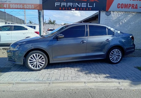 Volkswagen Jetta 2017 Cinza — foto 1 de 3