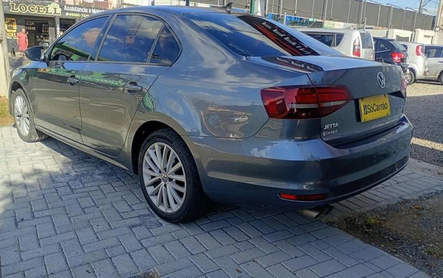 imagem-https://www.socarrao.com.br/sc-vehicle-images-prod/4393945/1792438106318-8585400_8_B_988e500f97.jpeg