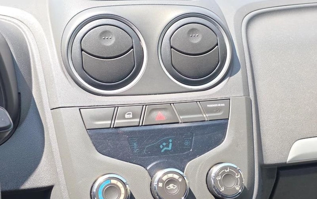 imagem-https://www.socarrao.com.br/sc-vehicle-images-prod/4393985/1792502025792-8583486_12_B_9fa51b063f.jpeg