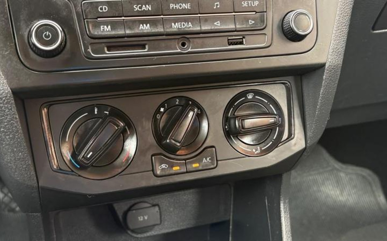 imagem-https://www.socarrao.com.br/sc-vehicle-images-prod/4394014/1792438102808-ODU4MTQyM181X0JfMWIzMjg5ODBiYi5qcGVn.jpeg