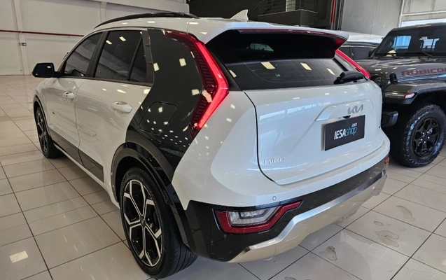 imagem-https://www.socarrao.com.br/sc-vehicle-images-prod/4394029/1792611429444-oxg4C348qPm3eWZk7Yb4DJeqDQstLiO6.jpg