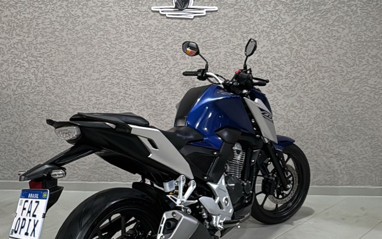 imagem-https://www.socarrao.com.br/sc-vehicle-images-prod/4394040/1792438369578-V2hhdHNBcHAgSW1hZ2UgMjAyNi0wNi0wMSBhdCAxNy4zMi41OS5qcGVn.jpeg