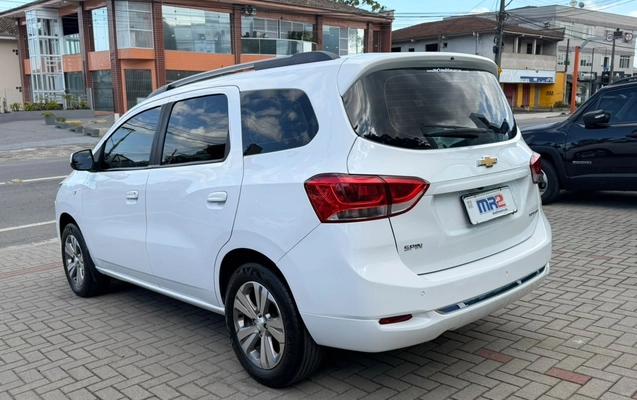 imagem-https://www.socarrao.com.br/sc-vehicle-images-prod/4394043/1792438400580-003_9c8e9057451ae50bee37d3c6dbf82671.jpg