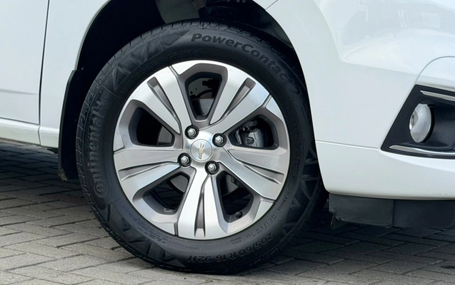 imagem-https://www.socarrao.com.br/sc-vehicle-images-prod/4394043/1792438400588-003_abd8dd61fe21cb51c5c82c61de74a464.jpg