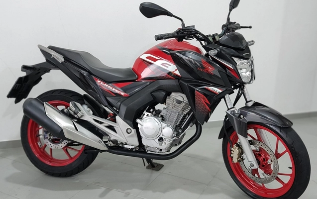 imagem-https://www.socarrao.com.br/sc-vehicle-images-prod/4394080/1792438735341-V2hhdHNBcHAgSW1hZ2UgMjAyNi0xMC0xNyBhdCAxNS4wNS41NCAoNSkuanBlZw.jpeg