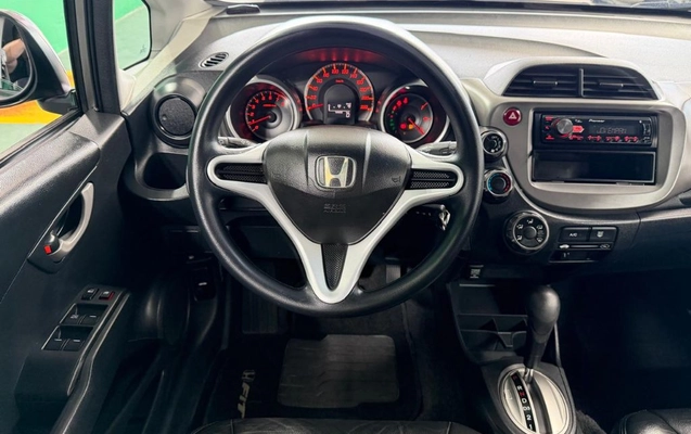 imagem-https://www.socarrao.com.br/sc-vehicle-images-prod/4394117/1792499499128-gb-68453fe.jpeg