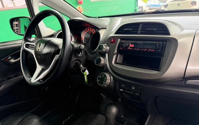 imagem-https://www.socarrao.com.br/sc-vehicle-images-prod/4394117/1792499499130-gb-00d5589.jpeg