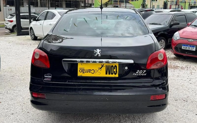 imagem-https://www.socarrao.com.br/sc-vehicle-images-prod/4394132/1792439017513-8585589_1_B_3f3ee9a079.jpeg