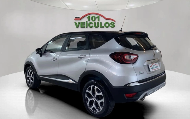 imagem-https://www.socarrao.com.br/sc-vehicle-images-prod/4394151/1792439074208-003_eab52e09a64e351fb736c77cfa6dccb2.jpg