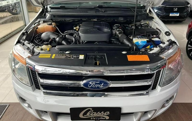 imagem-https://www.socarrao.com.br/sc-vehicle-images-prod/4394170/1792439240522-8153298_8_B_62e5470429.jpeg