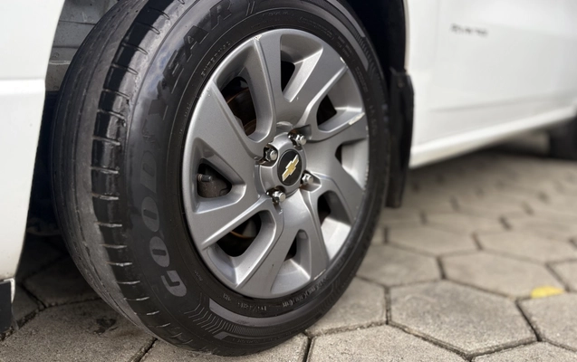 imagem-https://www.socarrao.com.br/sc-vehicle-images-prod/4394183/1792439451590-1_044243.jpg