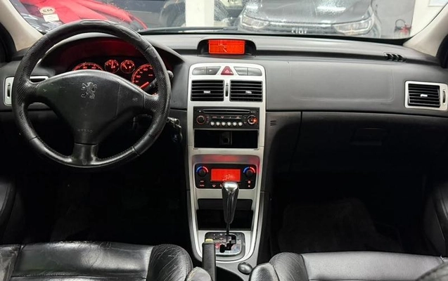 imagem-https://www.socarrao.com.br/sc-vehicle-images-prod/4394192/1792439519237-8584857_13_B_4076bf8171.jpeg