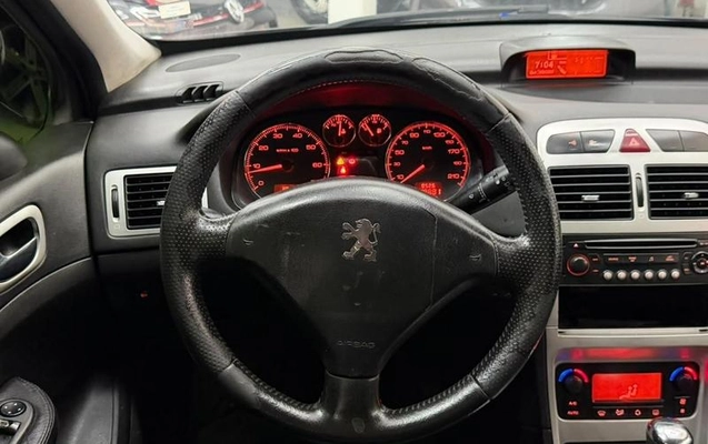 imagem-https://www.socarrao.com.br/sc-vehicle-images-prod/4394192/1792439519239-8584857_3_B_617b3edf12.jpeg