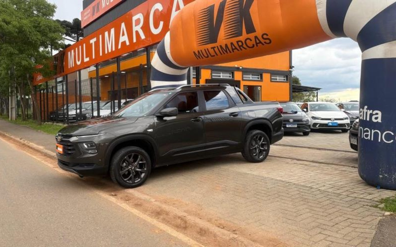 Chevrolet Montana 2024 Verde — foto 1 de 3