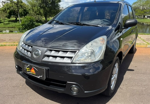 Nissan LIVINA 2010 Preto — foto 1 de 3