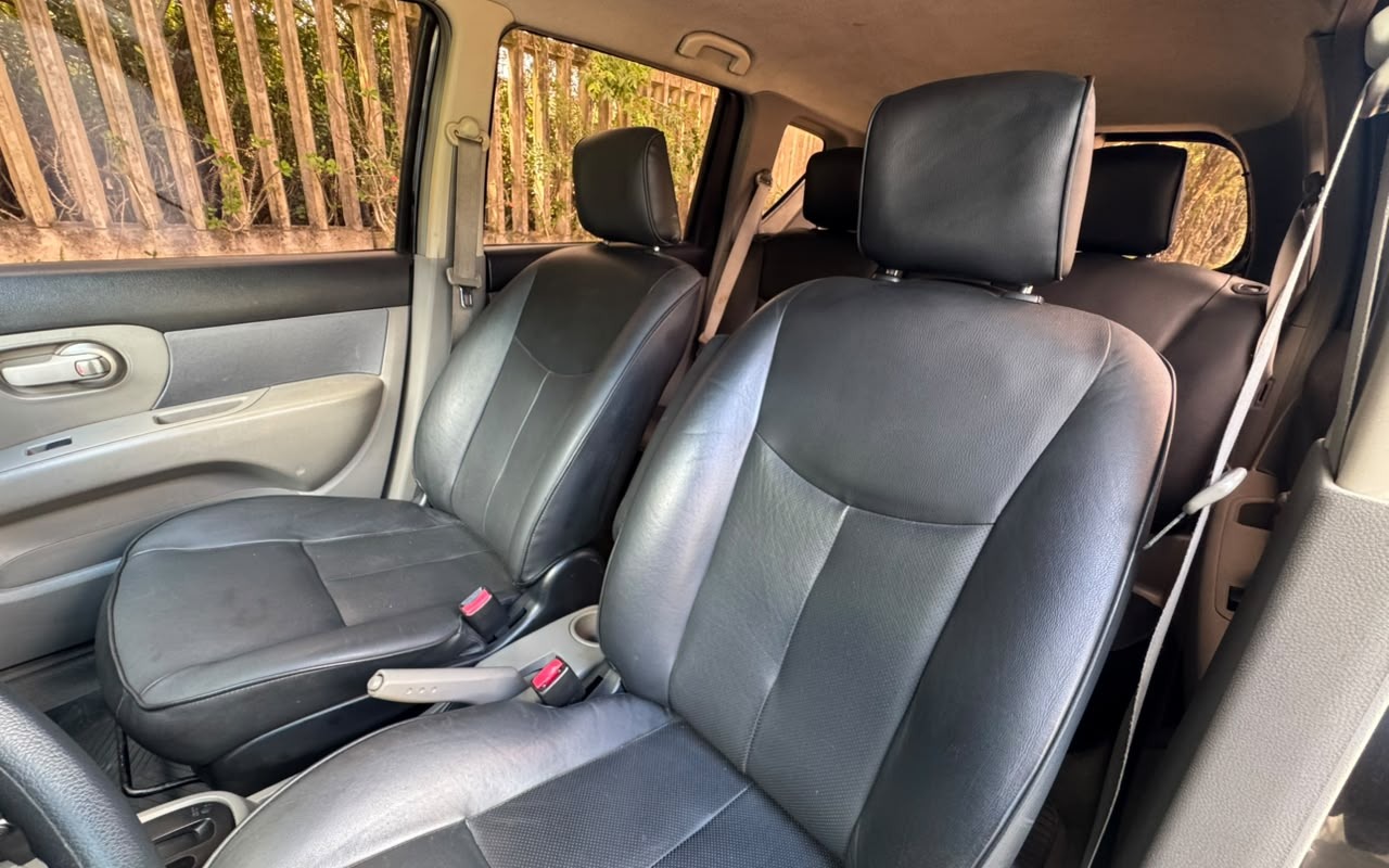 imagem-https://www.socarrao.com.br/sc-vehicle-images-prod/4394346/1792440541301-V2hhdHNBcHAgSW1hZ2UgMjAyNi0xMC0xOSBhdCAxNi4xMS4zNi5qcGVn.jpeg
